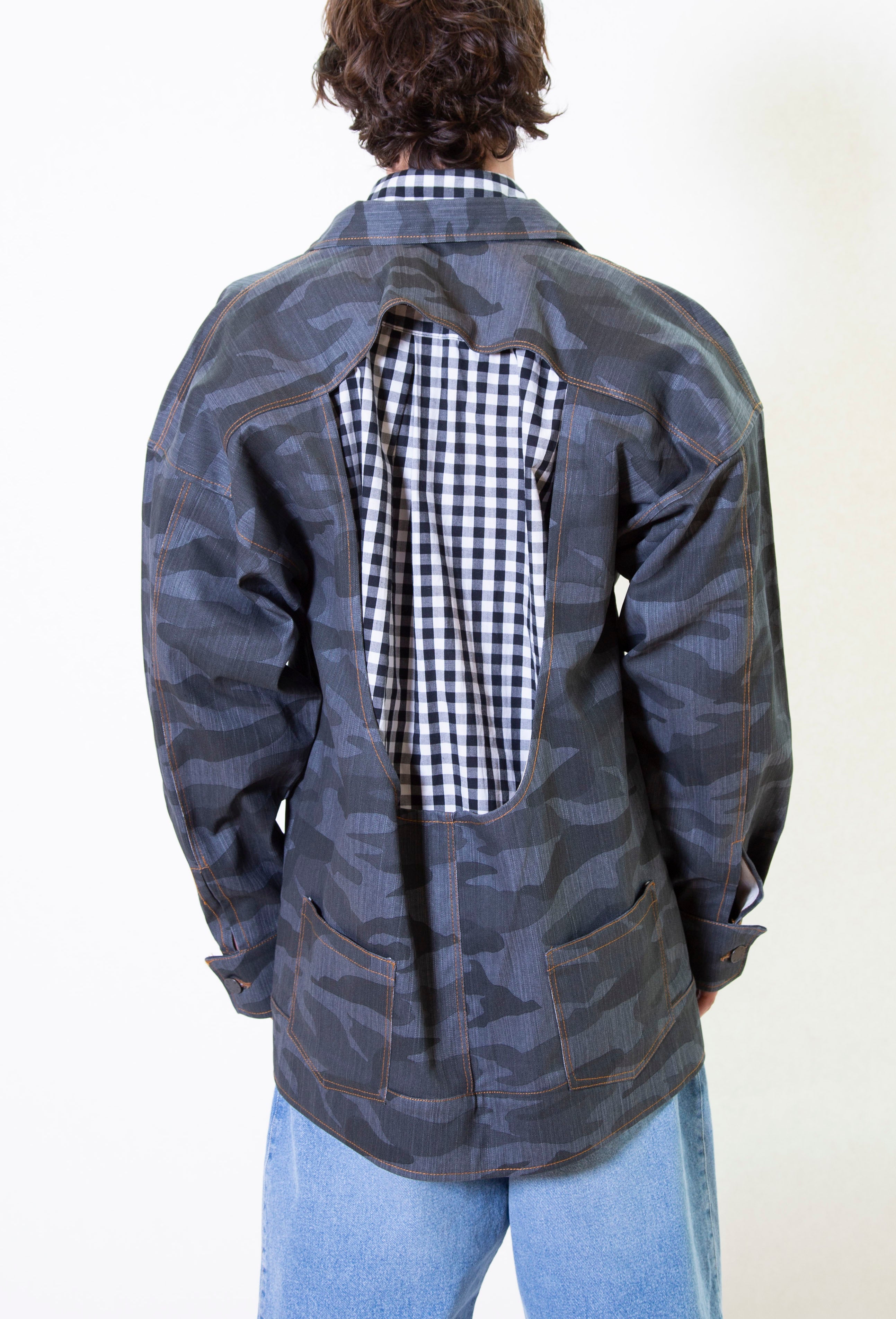 Militar Back Hole Jacket